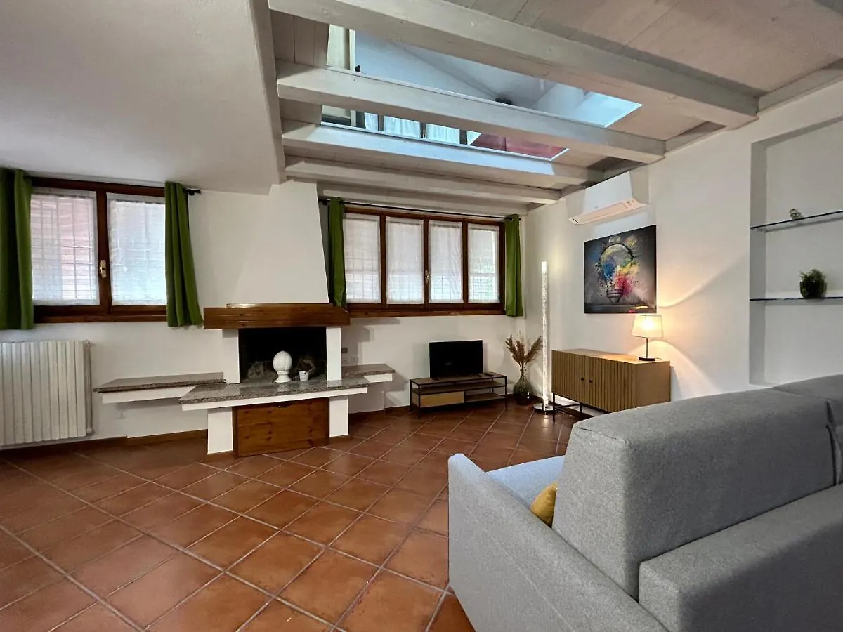 Ferienhaus Sunflower Apartment Peschiera del Garda Italien